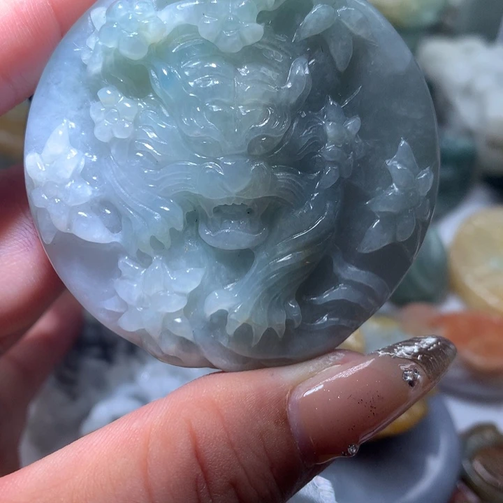 翡翠未镶嵌颈饰保真天然A货翡翠