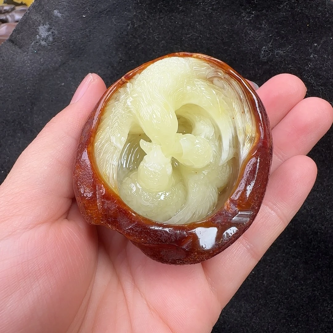 蜜蜡未镶嵌珠宝奇石