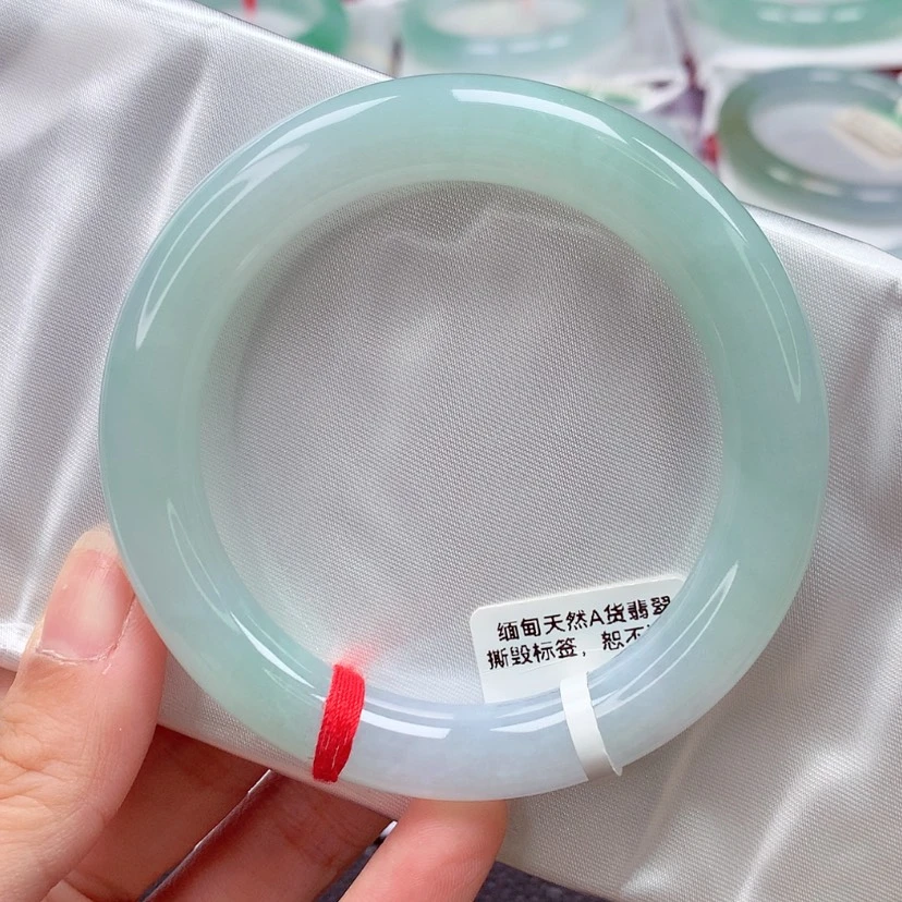 【闪购商品】未镶嵌手镯翡翠天然翡翠手镯