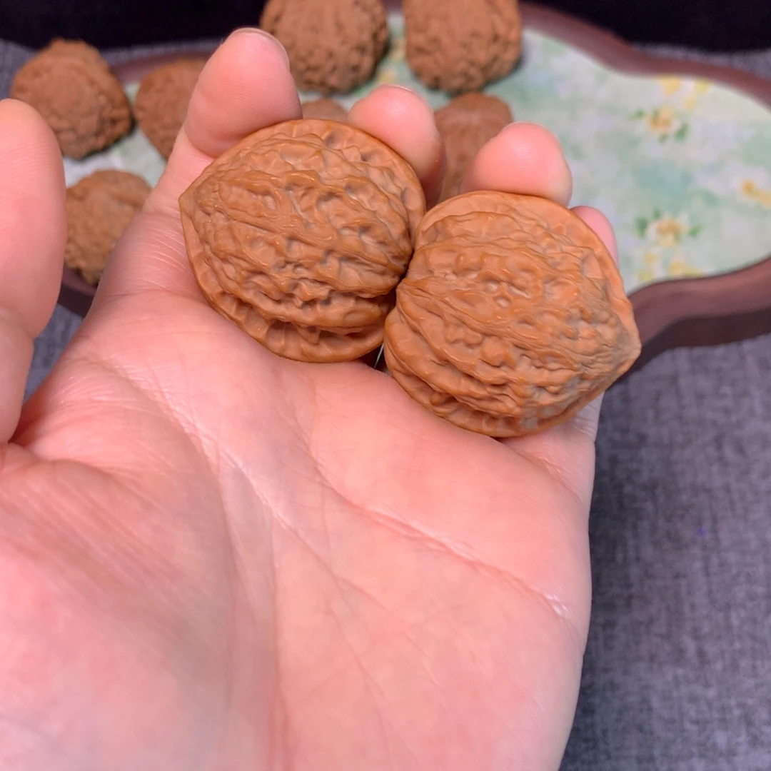 文玩核桃把件37金牛