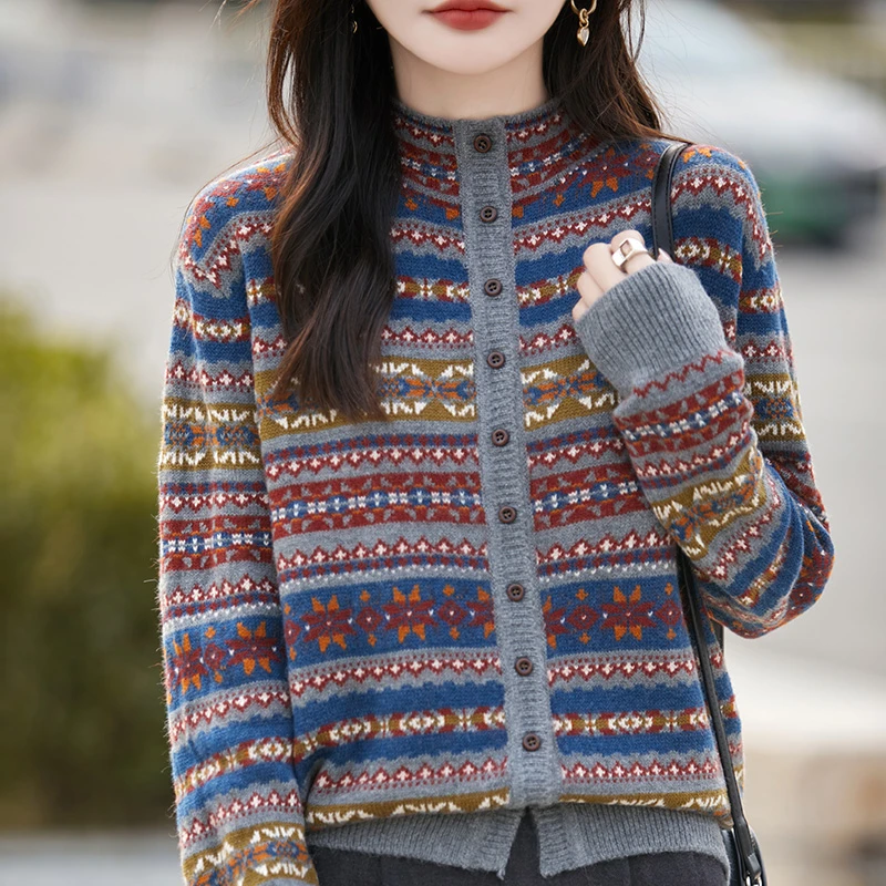 浣熊绒~复古费尔岛提花针织开衫女半高领加厚毛衣单排扣针织外套