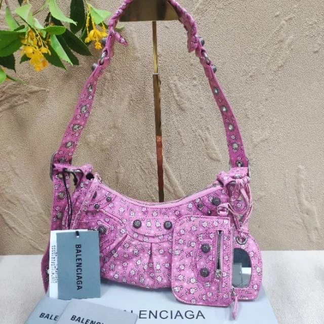 95新 Balenciaga/巴黎世家 /KIKI/单肩包/16697495