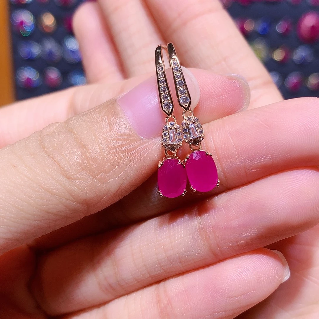 羽***艺红宝石耳饰银S925镶嵌