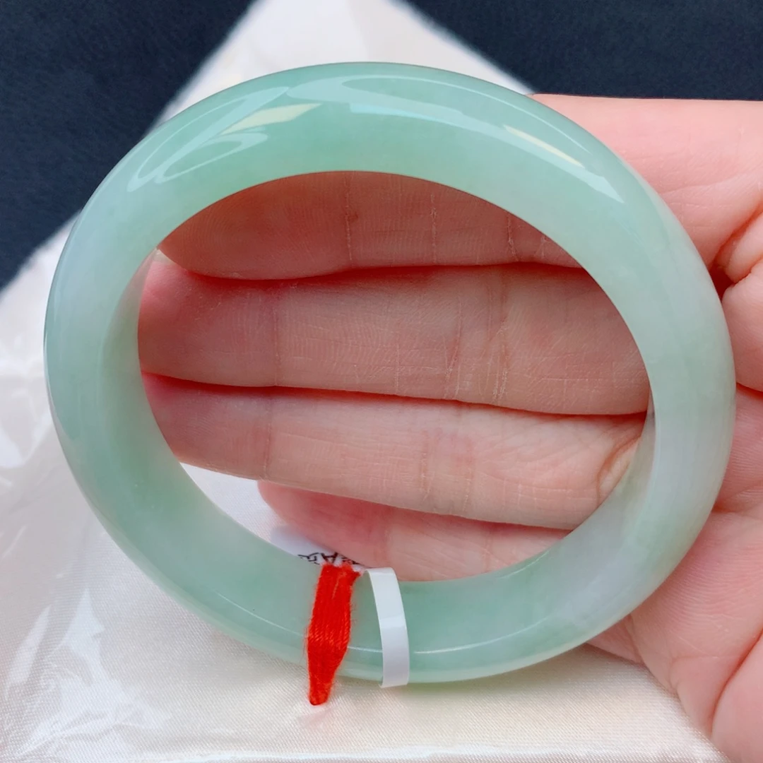 翡翠未镶嵌手镯57圈 细糯化苹果绿宽镯无纹裂有棉