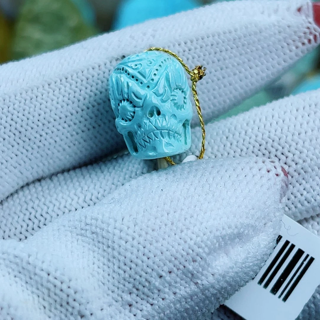 绿松石未镶嵌珠宝奇石