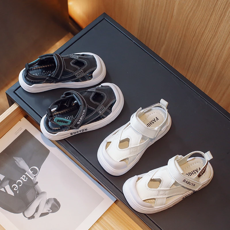 男童凉鞋夏季百搭2025新款儿童软底沙滩鞋男孩包头外穿皮面凉拖鞋