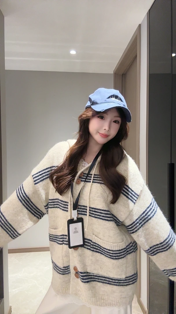 条纹连帽针织开衫毛衣女春秋冬季加厚宽松慵懒风外穿卫衣外套女装