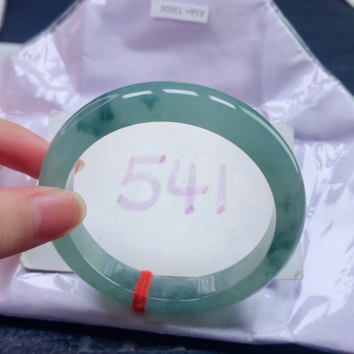 翡翠未镶嵌手镯圈口5657