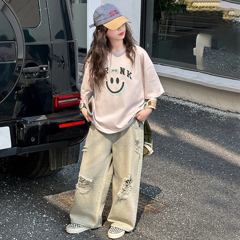 女童短袖T恤夏装2025新款超好看儿童宽松体恤中大童笑脸半袖套装