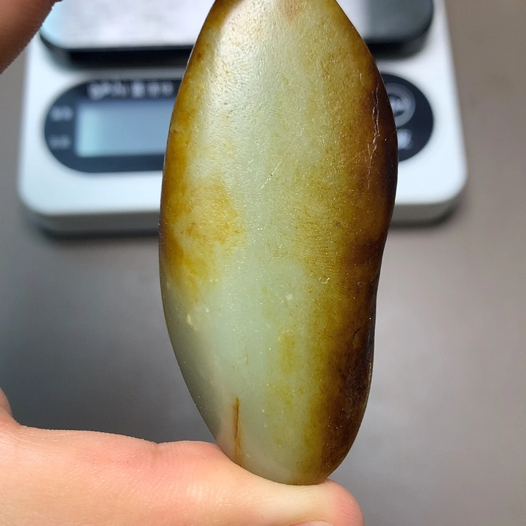 和田玉（糖玉）未镶嵌挂件