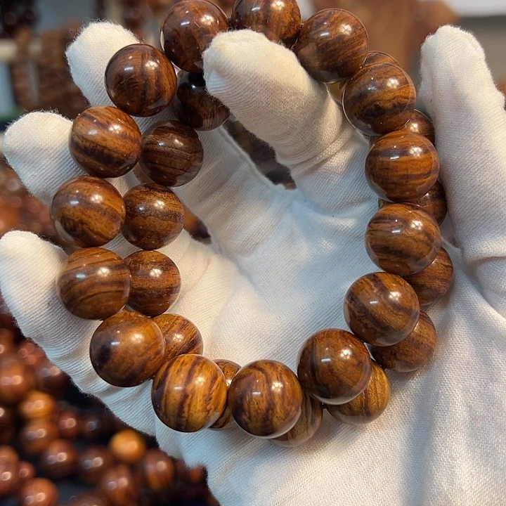 木质类海南黄花梨1.5