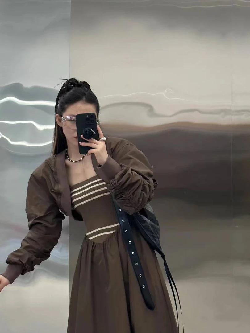 EGO-FEB010裹胸连衣裙外套套装