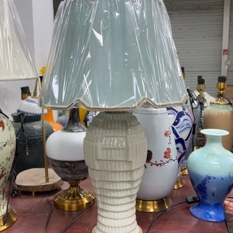 瓶瑕疵。。。。。。。。。。。。。。。。。