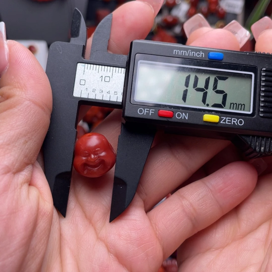 【闪购商品】南红玛瑙佛头未镶嵌旦**贝