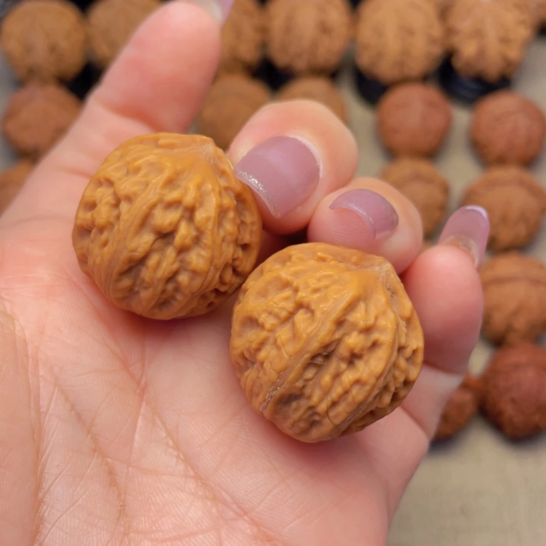 【闪购商品】吊坠文玩核桃小**吖小图图