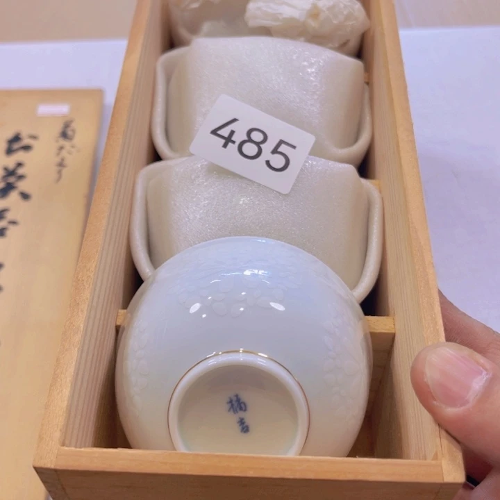 茶盏玥**?瓷器制作工艺精湛