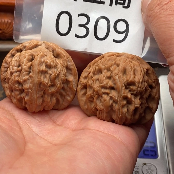 吊坠文玩核桃白狮子43