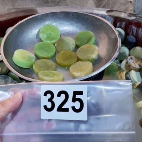 【闪购商品】蛇纹石玉珠宝半成品未镶嵌