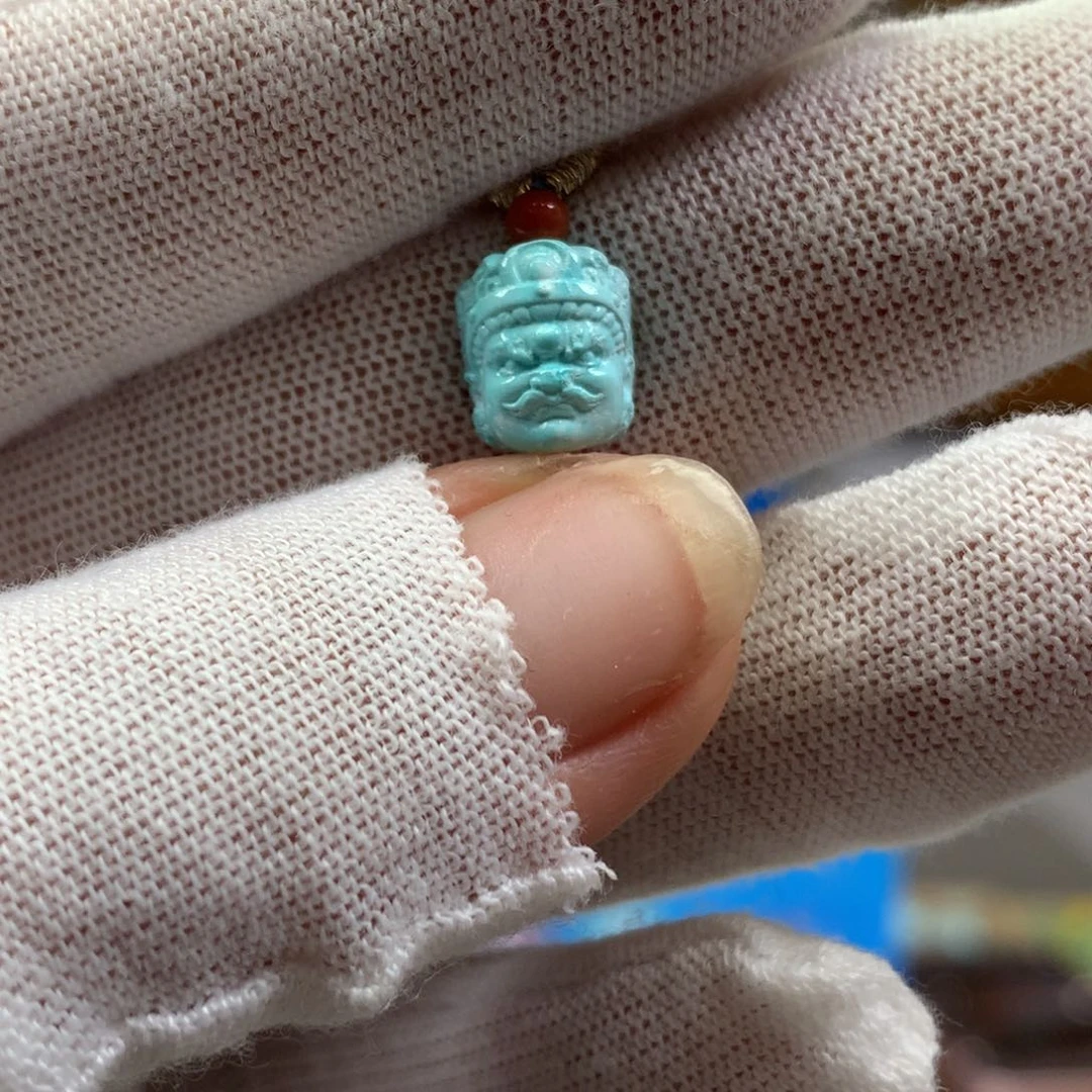 绿松石未镶嵌挂件