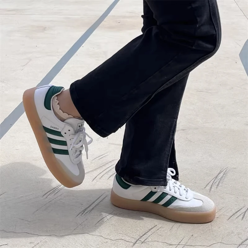 流光风 阿迪达斯三叶草运动鞋德训鞋女鞋厚底白色休闲板鞋ID0440