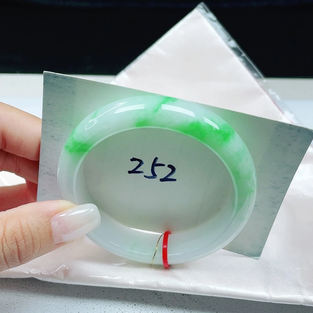 翡翠未镶嵌手镯 正圈53+