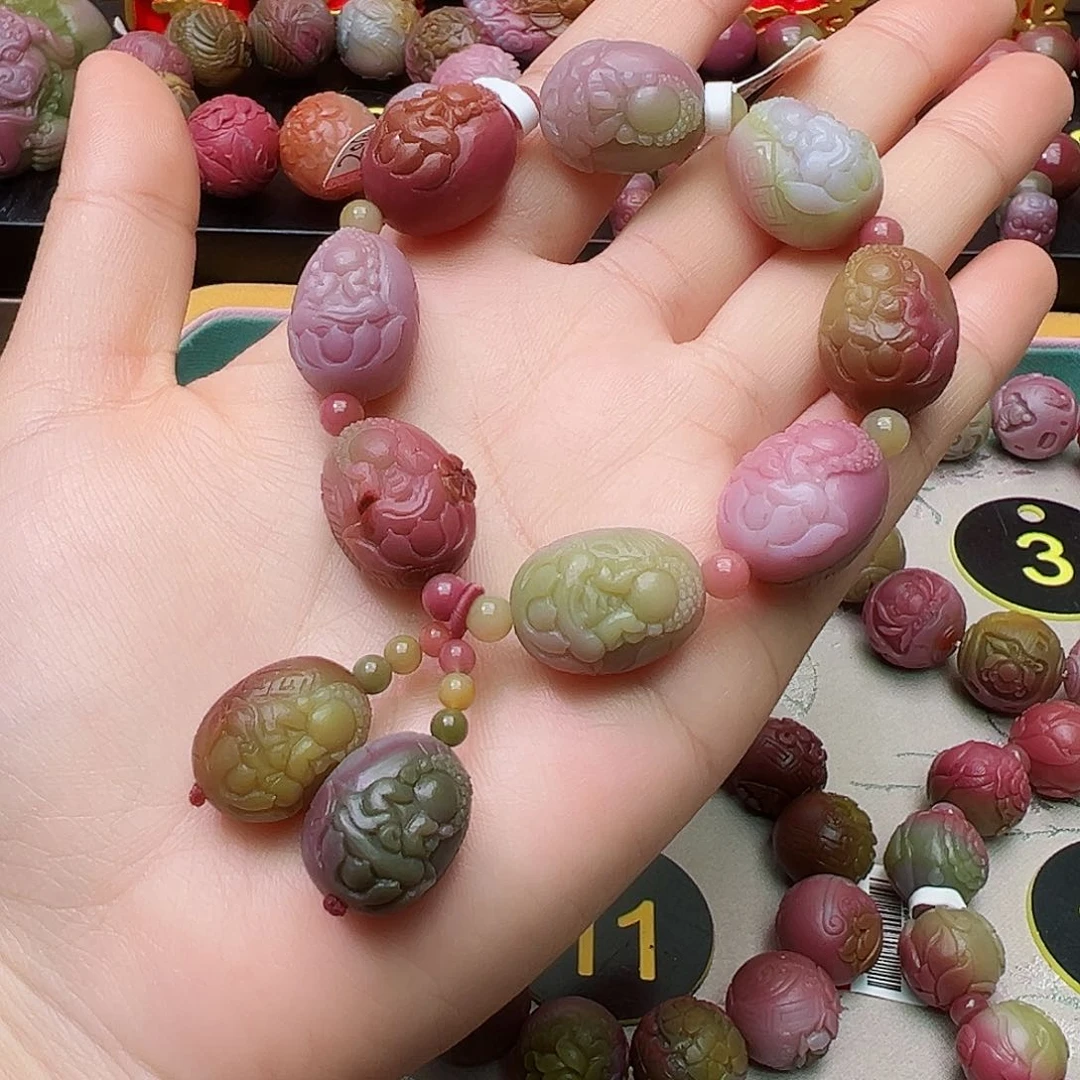 定制石英质玉定制未镶嵌朝**颜盐源