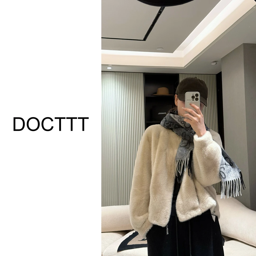 《DCT》月光典藏*圆领拉链式毛绒外套D25222
