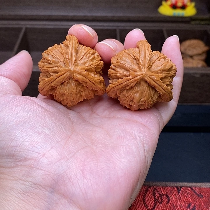 北***9把件文玩核桃白奔