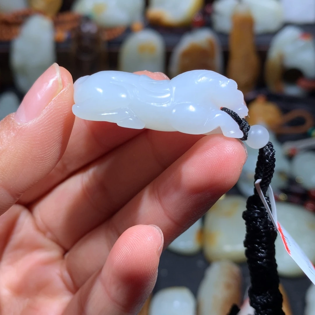 和田玉颈饰未镶嵌