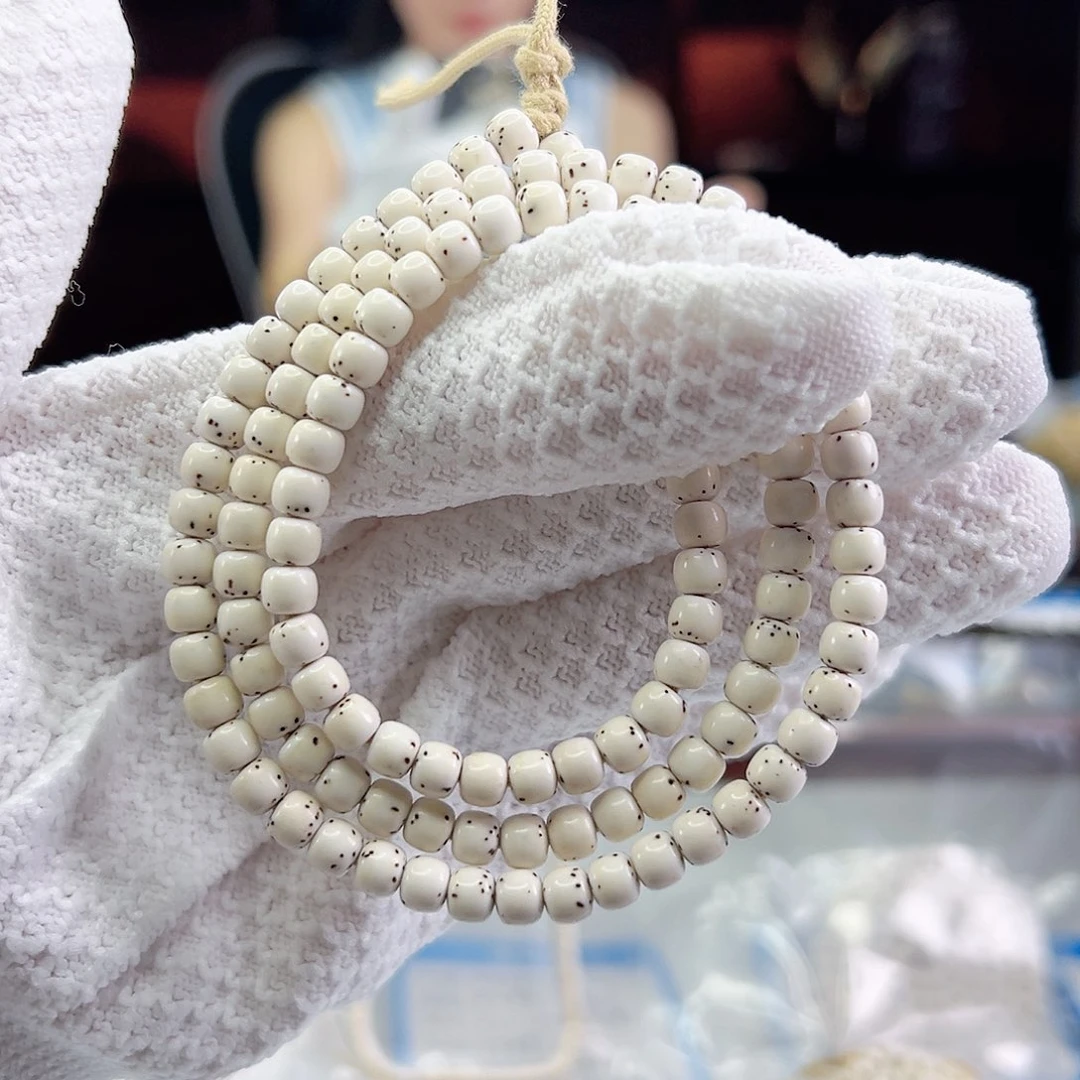 星月菩提手串小琴6x5原白毕业级数星星