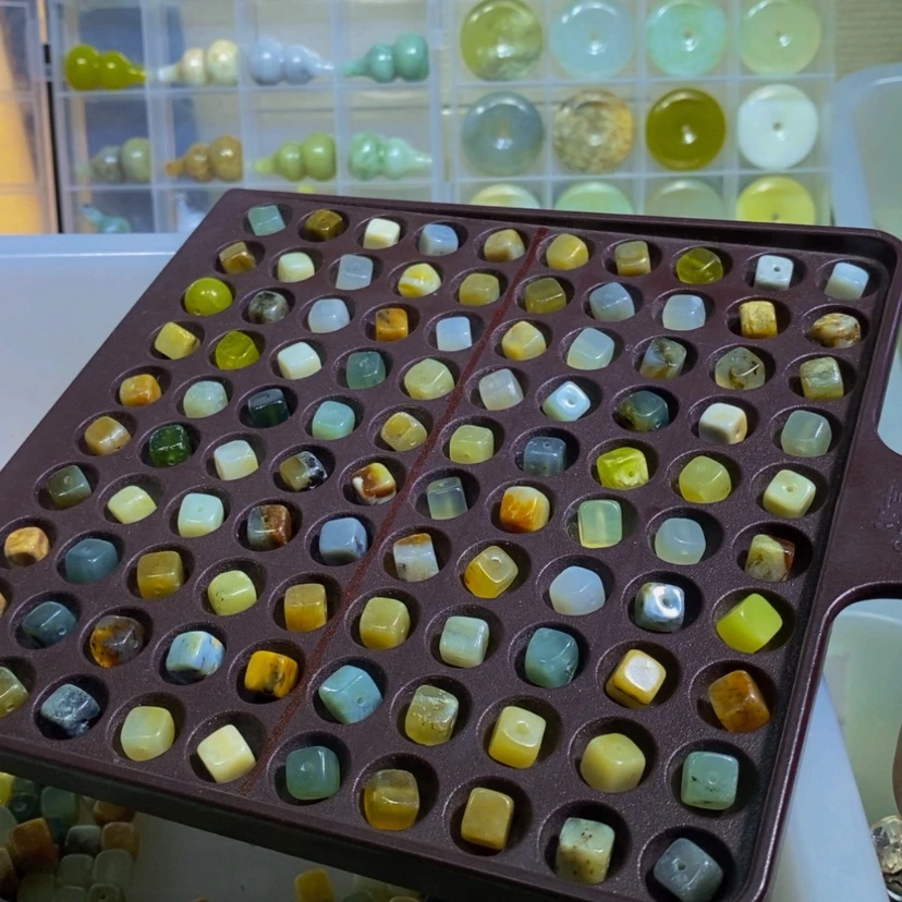 【闪购商品】蛇纹石玉其他合金52