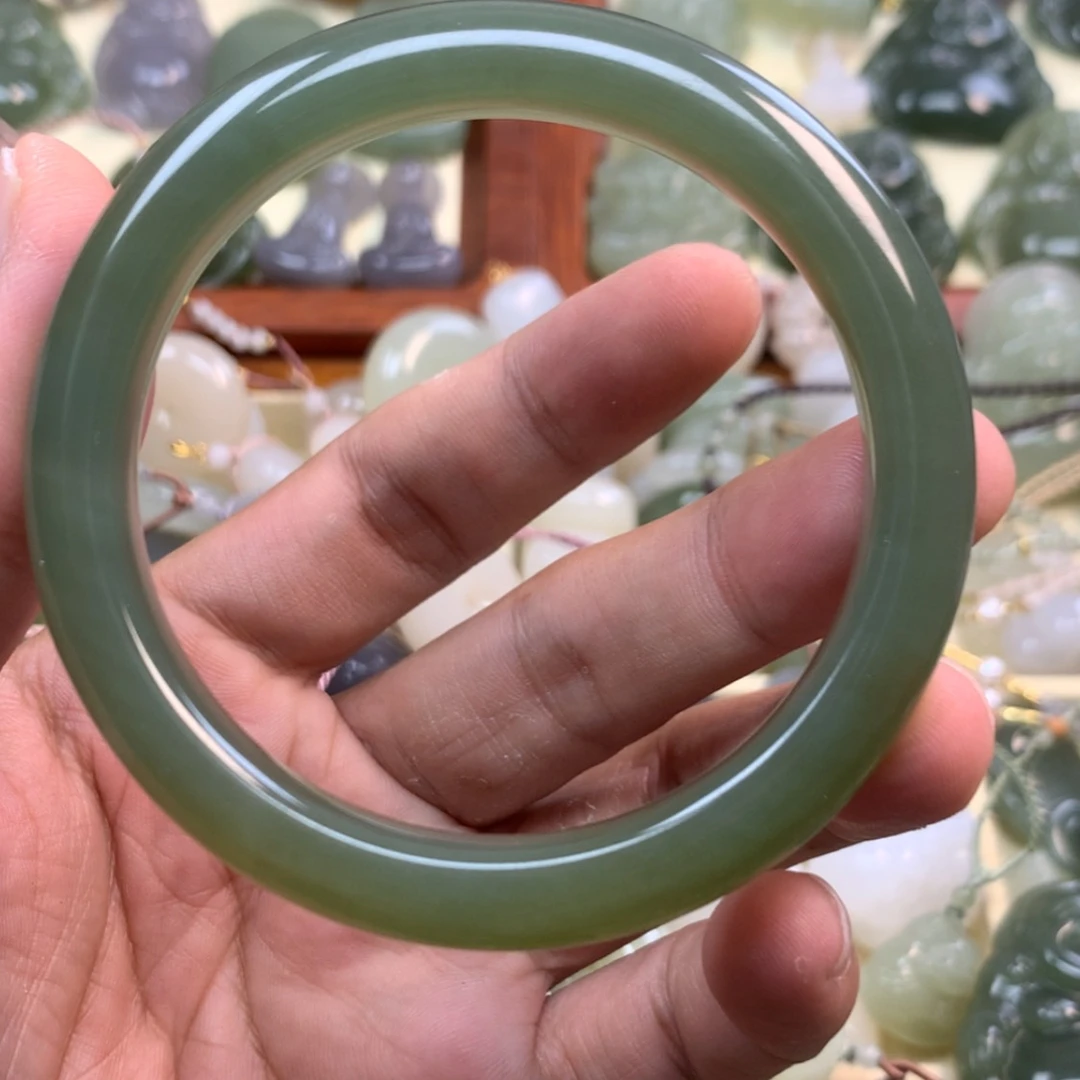 【闪购商品】未镶嵌手镯和田玉唐*