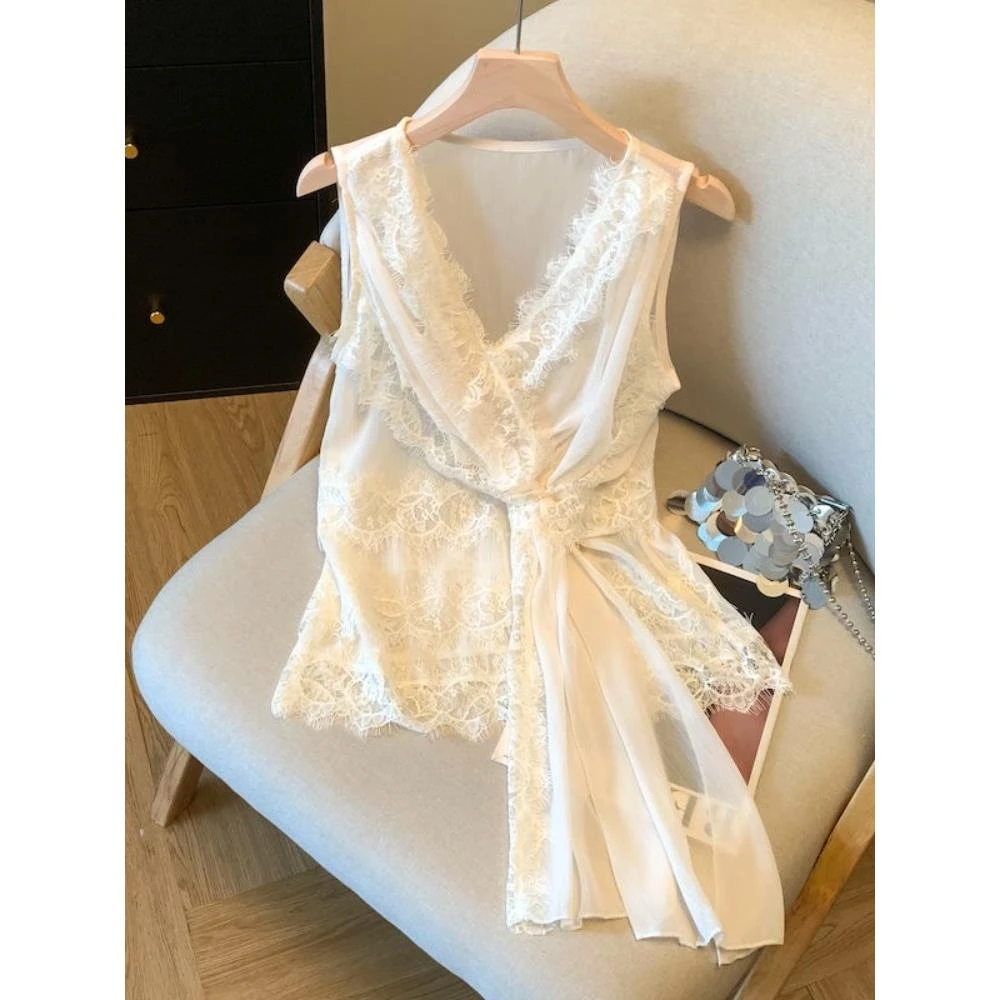纯欲风蕾丝v领背心衬衫女夏款2025不对称扭结雪纺衫微透网纱上衣