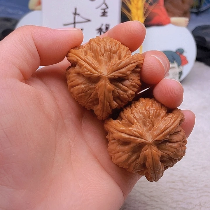 吊坠文玩核桃农**嫂三棱