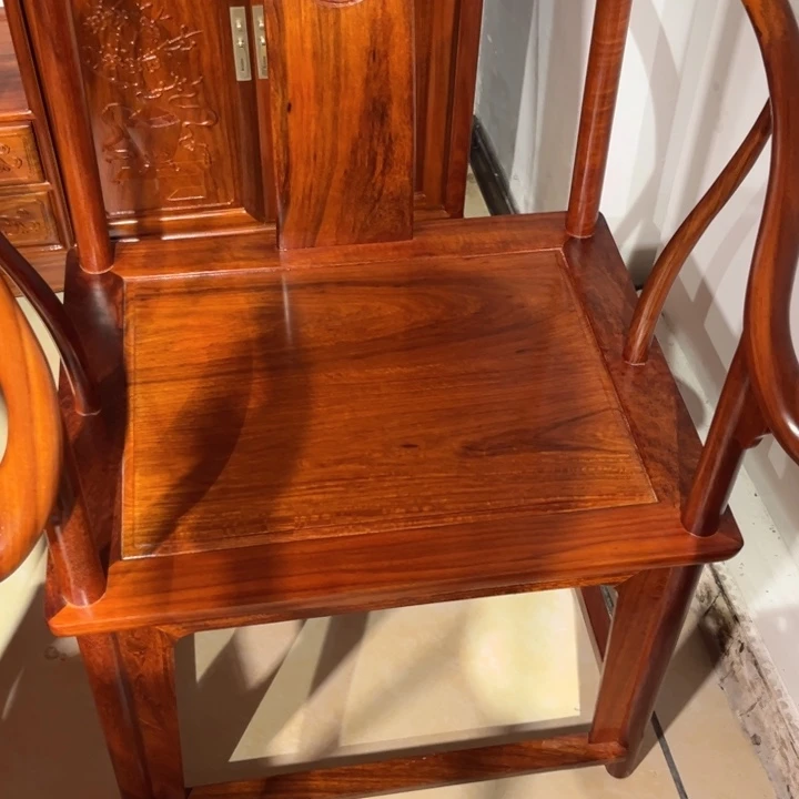 尹***军花梨木类成套家具