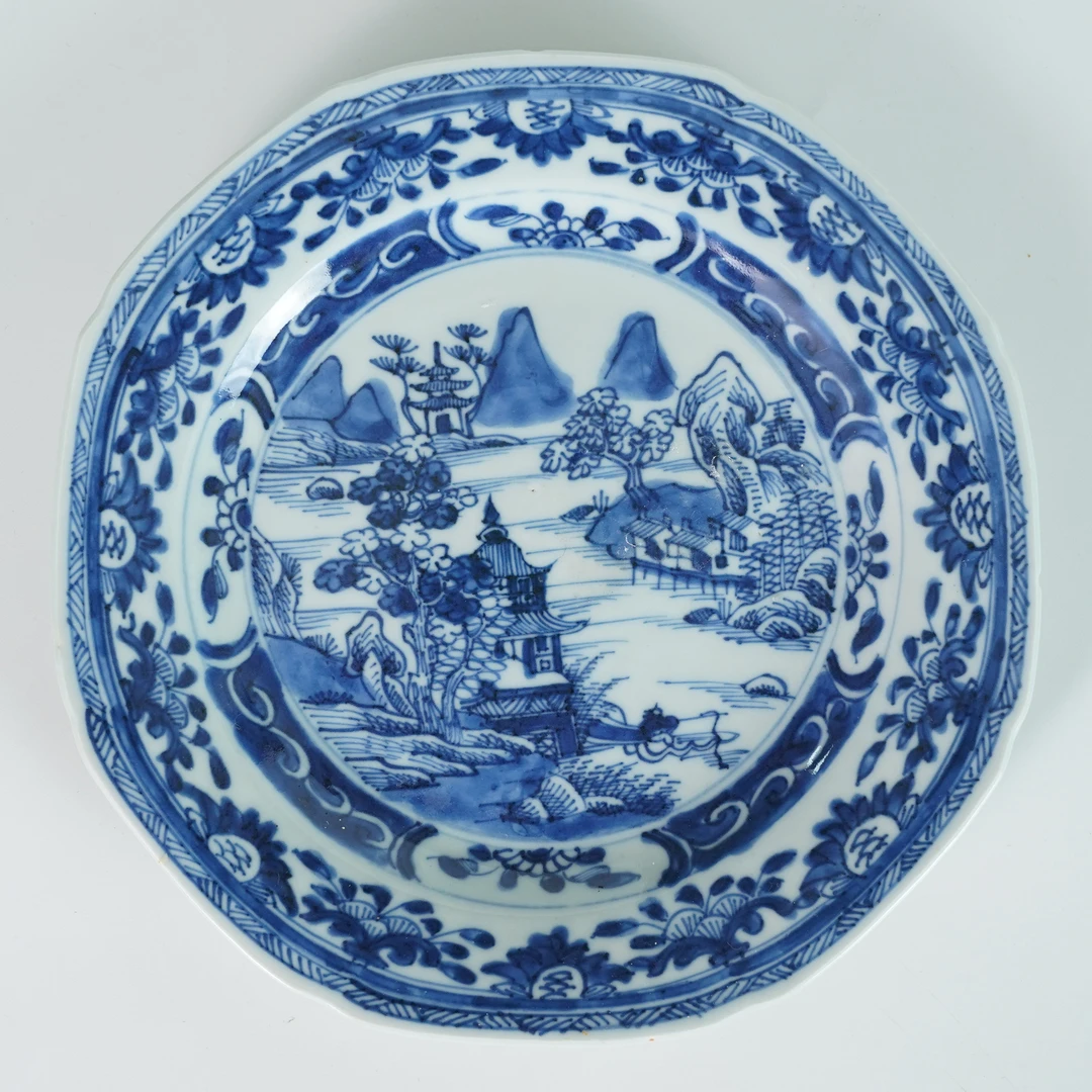 LABC251112072【十竹斋】清乾隆江西十景青花八方盘