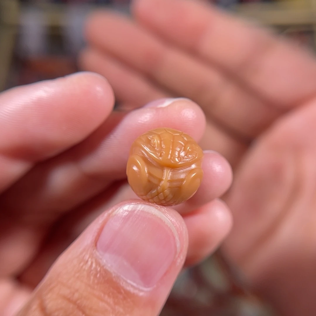 玛瑙/玉髓盐源料蛇珠12.5不退不换未镶嵌