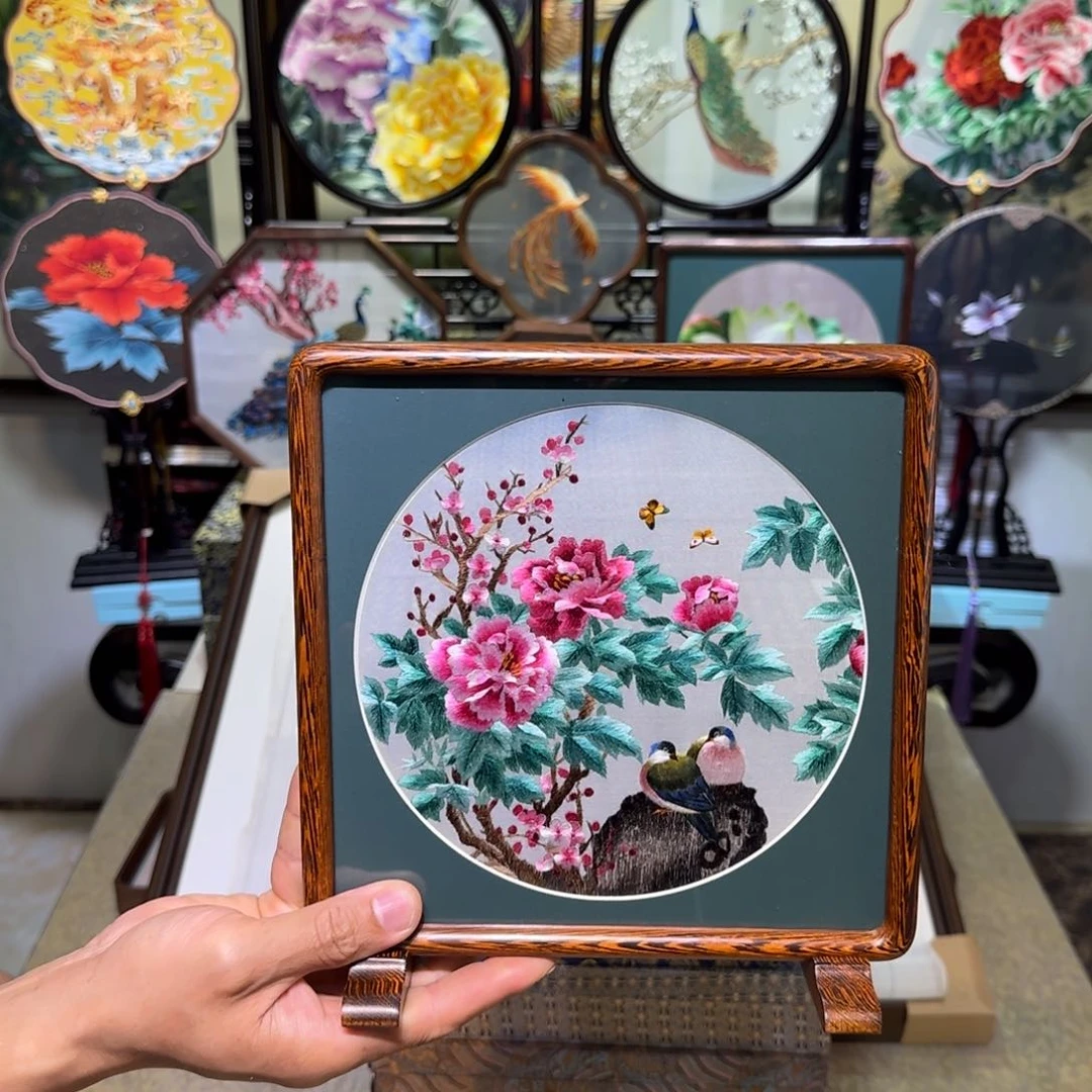 刺绣刺绣工艺精湛精巧