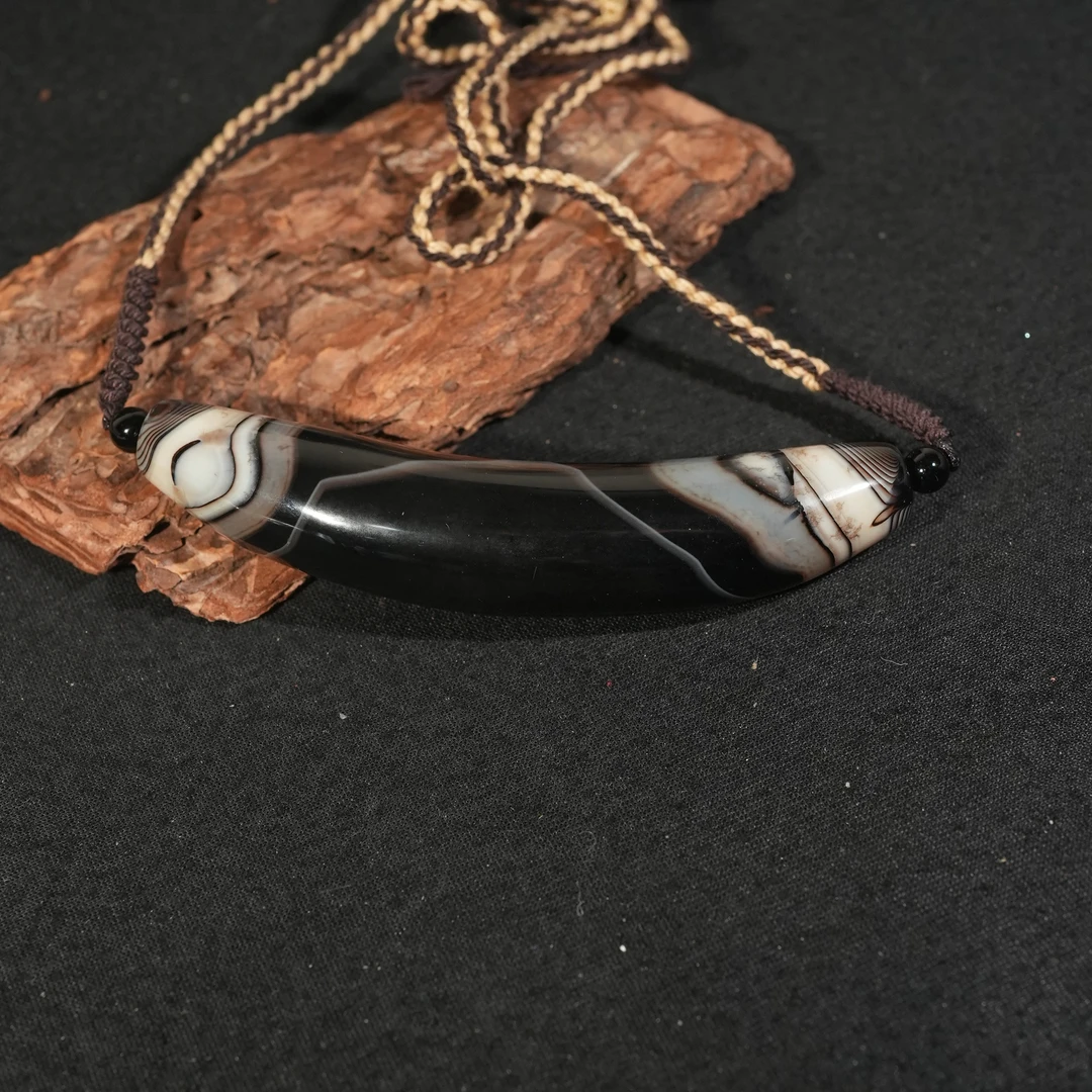 8.8香港王老板-玛瑙吊坠9n502