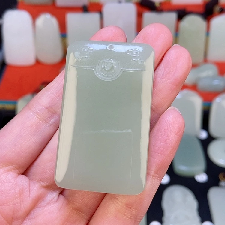 【闪购商品】颈饰未镶嵌和田玉