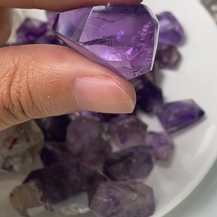 水晶珠宝半成品未镶嵌彩虹