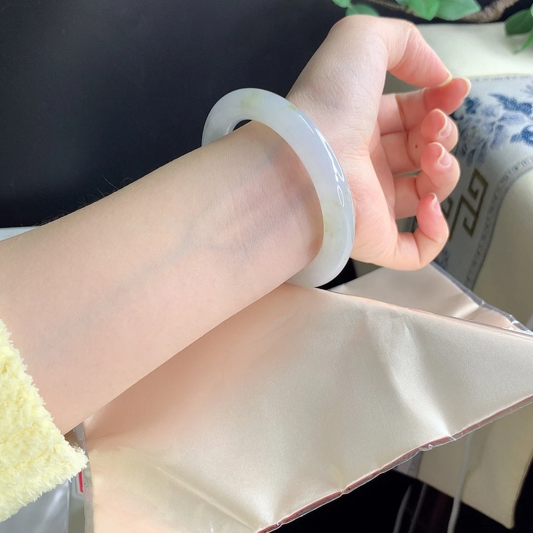 未镶嵌手镯翡翠（37号）（圆条）