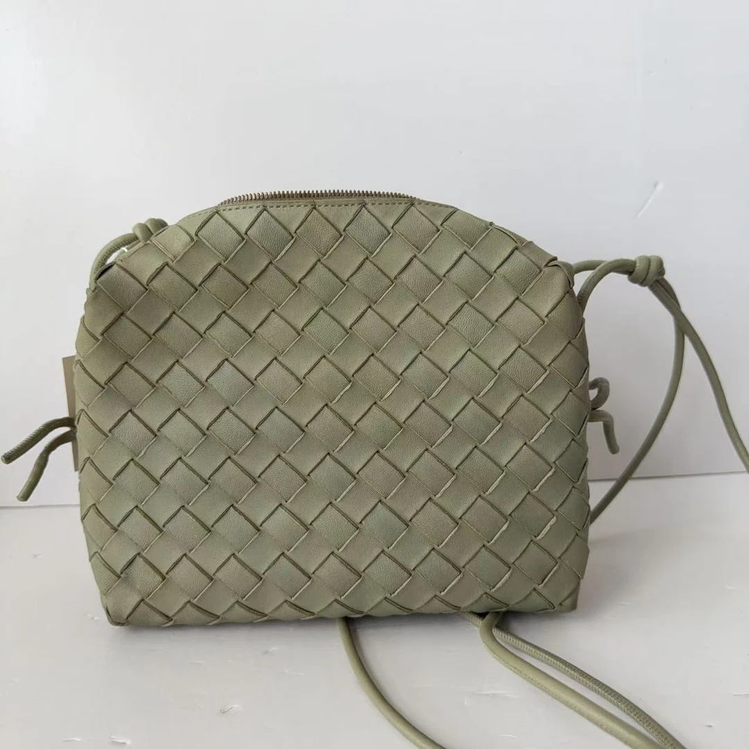 95新 BOTTEGA VENETA/葆蝶家 BV编织款斜跨单肩包