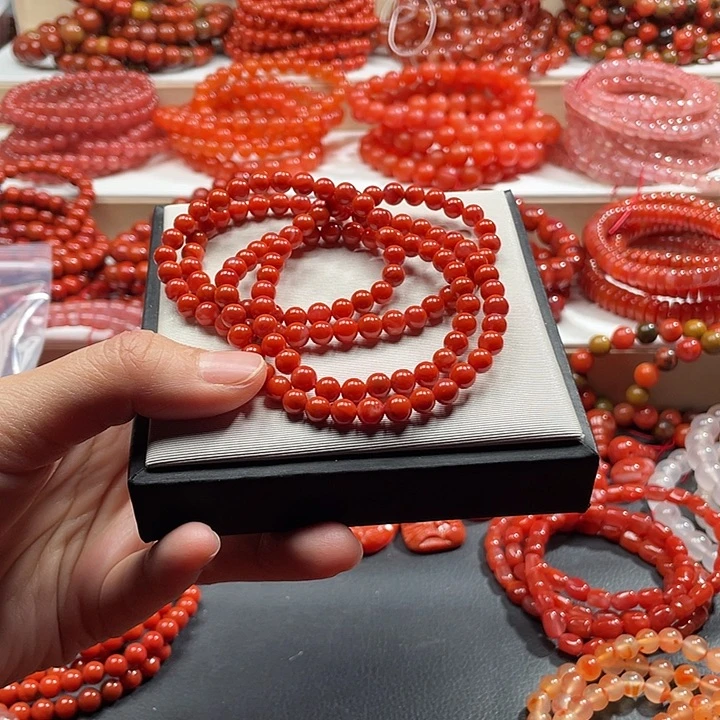 南红玛瑙未镶嵌手链