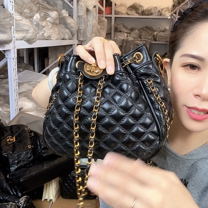 蚕丝小牛剖层皮革PU