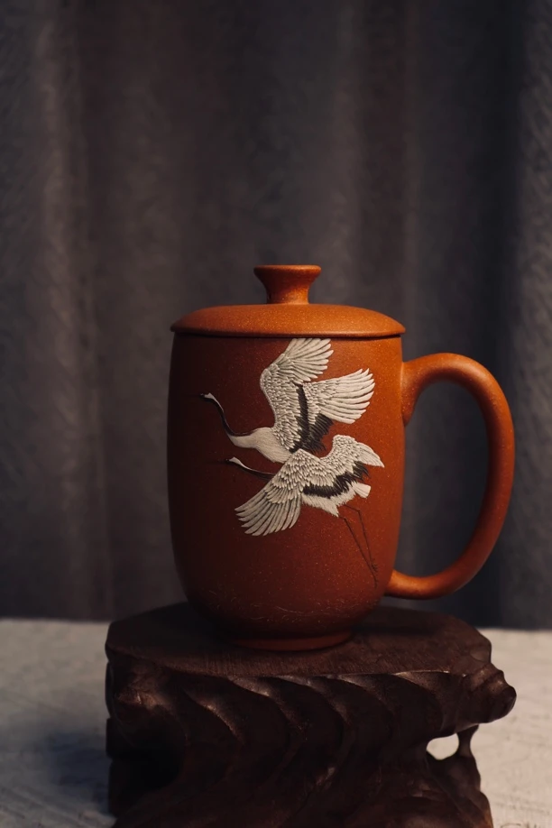 九霄鹤引清风至 · 段泥紫砂绘鹤盖杯