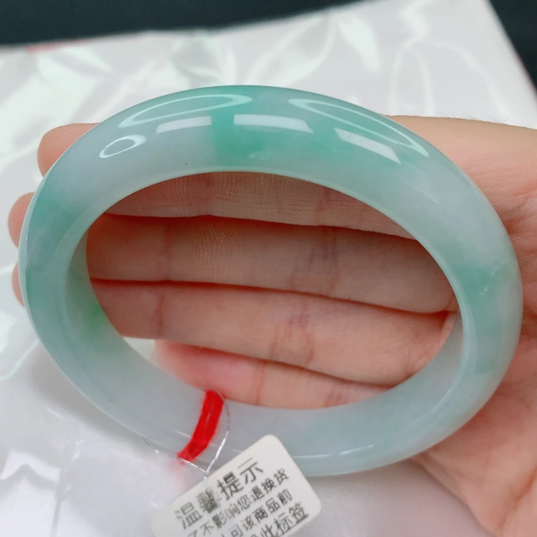 未镶嵌手镯翡翠56正圈，秀气飘绿