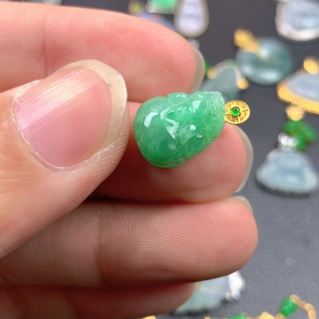 【闪购商品】翡翠18K金镶嵌颈饰翡翠