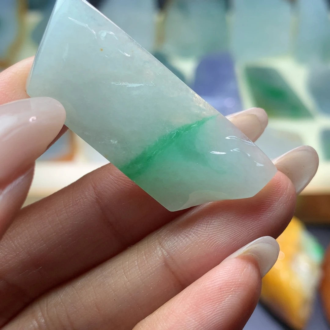 定制翡翠未镶嵌包工包料