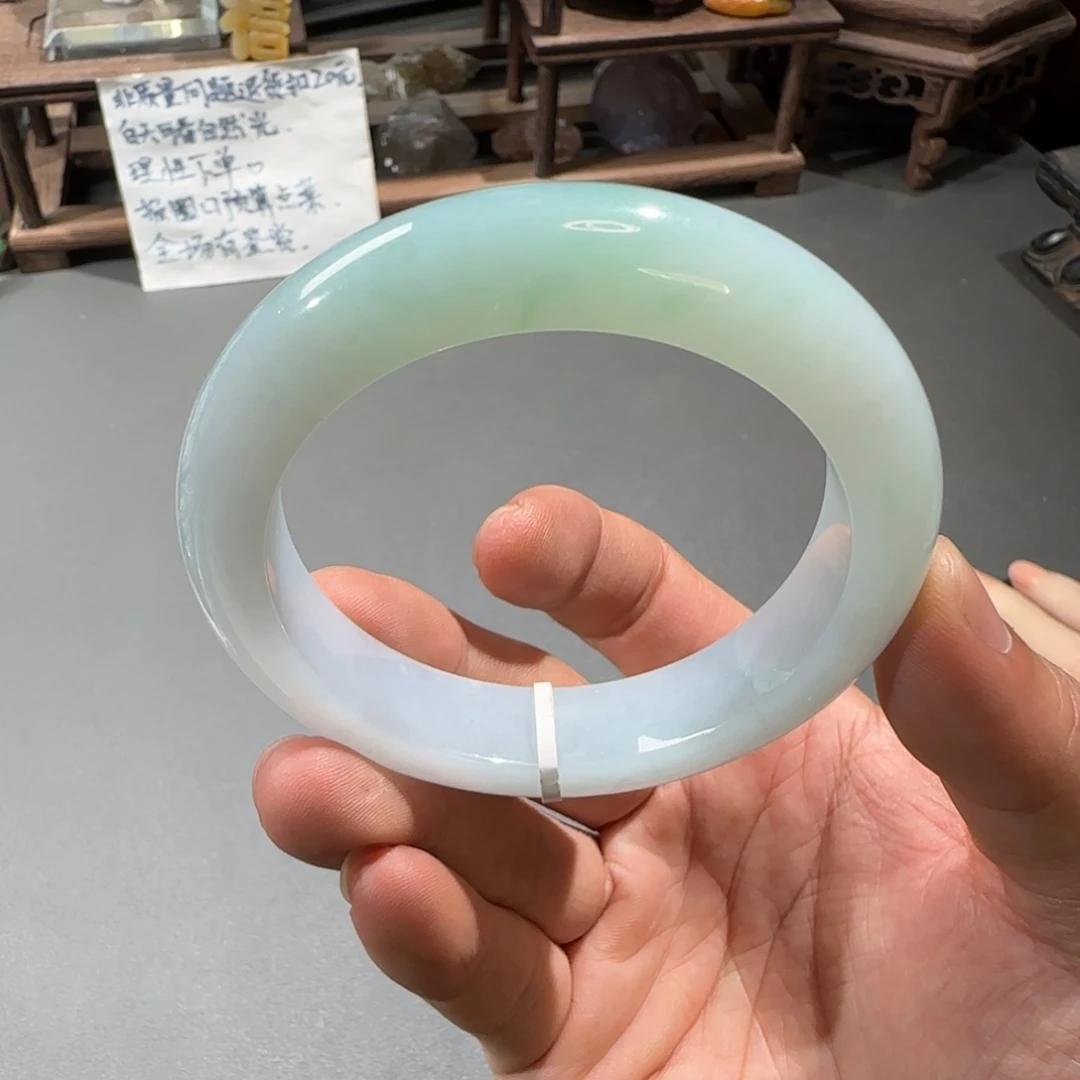 翡翠手镯未镶嵌56.5圈口